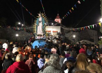 Miles de familias celebran las tradicionales Mañanitas a la Virgen de Guadalupe en el Santuario de Victoria