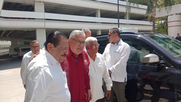 Reconoce Alfonso Cepeda trabajo realizado por dirigencia sindical