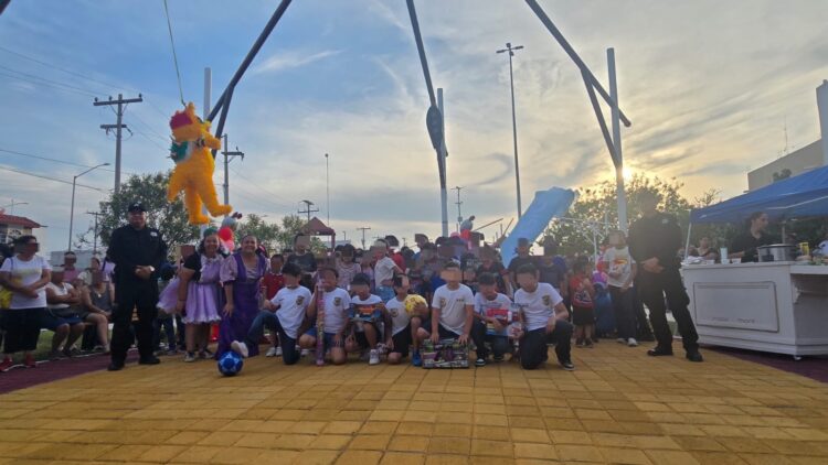 Guardia Estatal entrega juguetes y celebra a niños y niñas de Matamoros