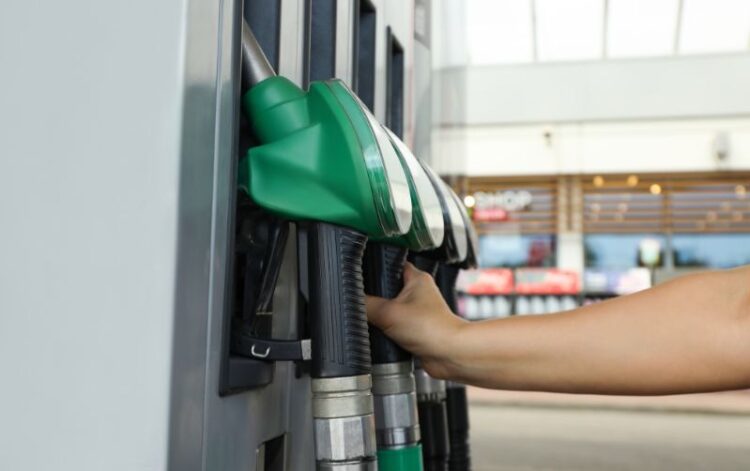 Gobierno lanza programa para regularizar gasolineras y plantas de gas en México
