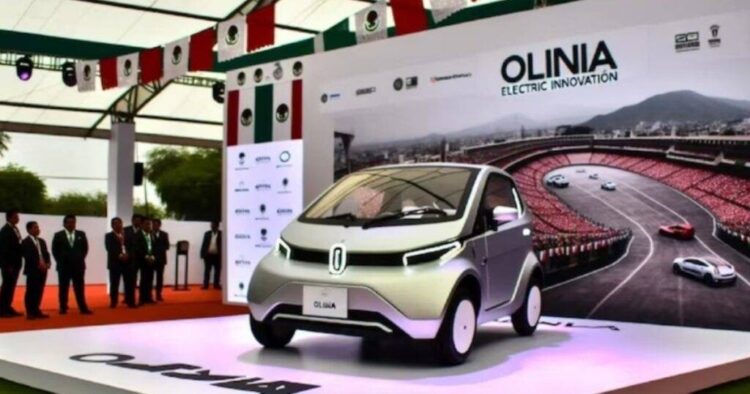 Presentan avances del auto eléctrico “Olinia”