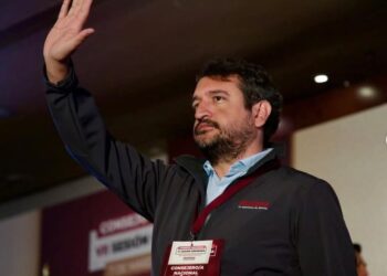 Morena reconoce labor de Andrés Manuel López Beltrán tras separación del cargo