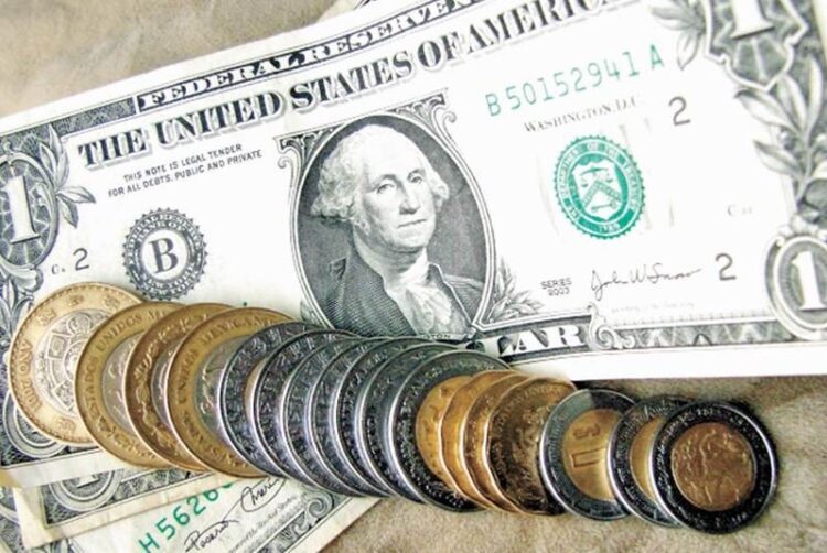 Banco de México fija dólar en 17.3213 pesos