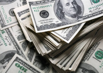 Banco de México fija dólar en 17.2938 pesos