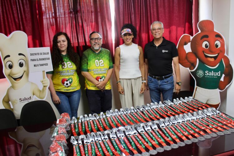 Se suma Cynthia Jaime a la Semana Nacional de Salud Pública con entrega de medallas