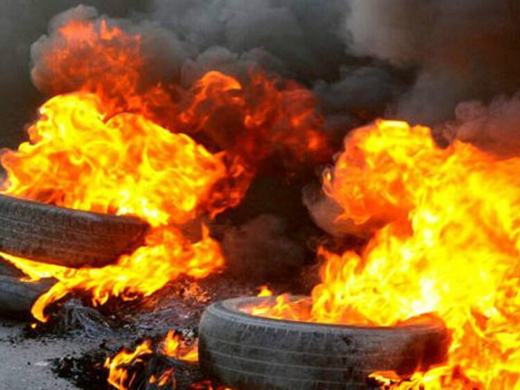 Analizarán condiciones de almacenamiento de llantas tras incendio en relleno sanitario de Victoria