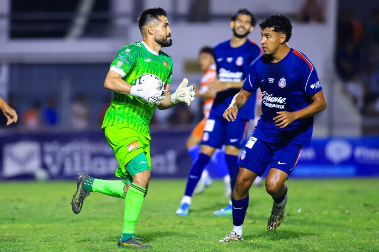 Vibrante empate entre Correcaminos y Guadalajara 