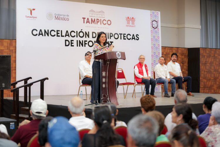 Entrega Mónica Villarreal certeza jurídica a más de 700 familias con cancelación de hipotecas