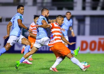 Brindan Correcaminos y Sporting intenso duelo 