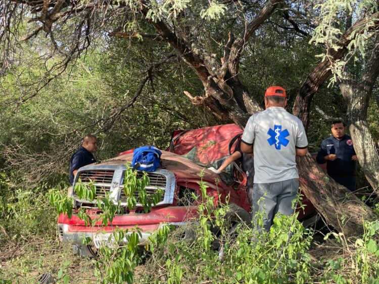 Guardia Estatal brinda asistencia ante accidente vehicular con persona lesionada