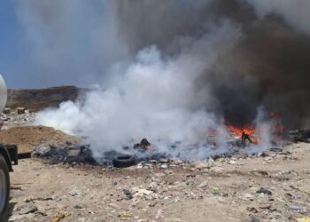 Bomberos atienden incendio en el relleno sanitario de Ciudad Victoria