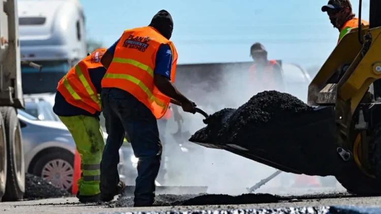 Alista Municipio ofensiva de bacheo; reforzarán trabajos con asfalto donado por Pemex