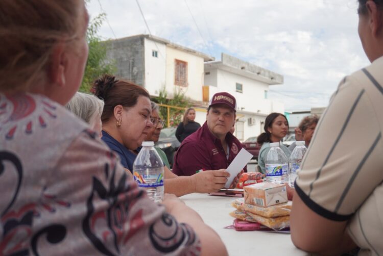 Tarde amena con lotería y sorpresas lleva Humberto Prieto Herrera a las colonias