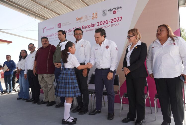 Refrendando su compromiso con la educación, HP participa en el inicio del ciclo escolar