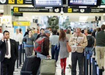 Nuevas bases para regular horarios de vuelos en aeropuertos saturados