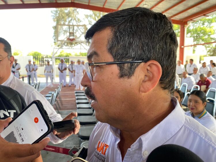 Busca UAT apoyar al sector ganadero con investigación y productos a menor costo