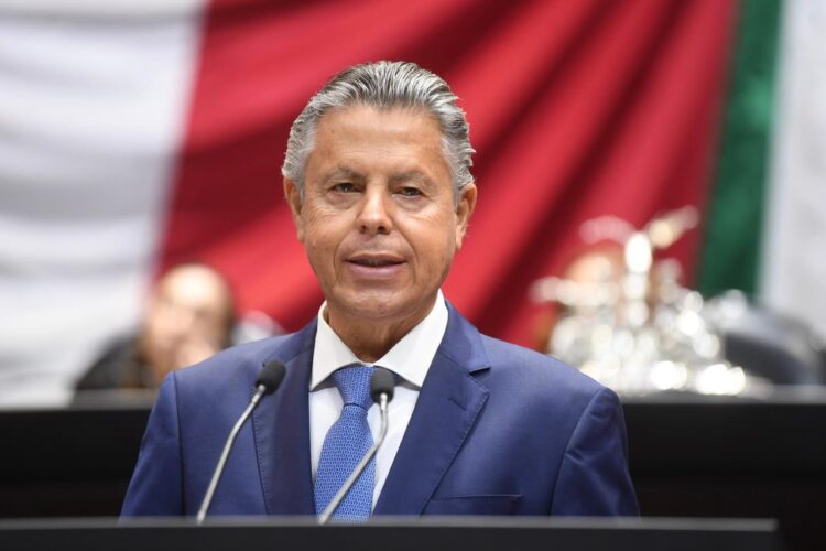 Propone Chucho Nader limitar adjudicaciones directas y fortalecer licitaciones públicas