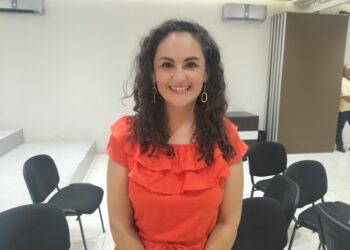 Mayra Sámano señala abandono y problemas de servicios públicos en Matamoros