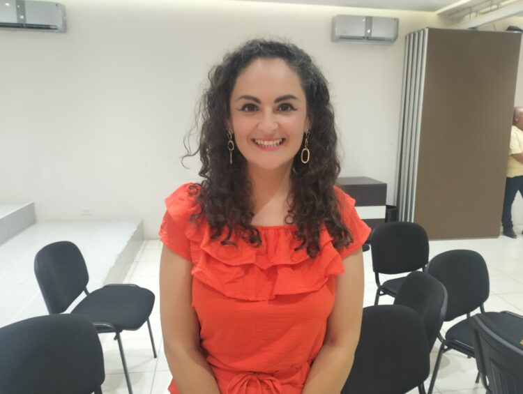 Mayra Sámano señala abandono y problemas de servicios públicos en Matamoros