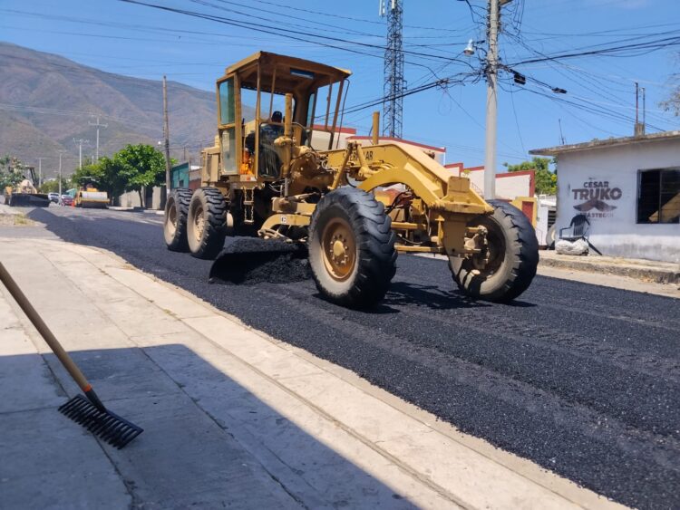 Aceleran plan de bacheo en Victoria