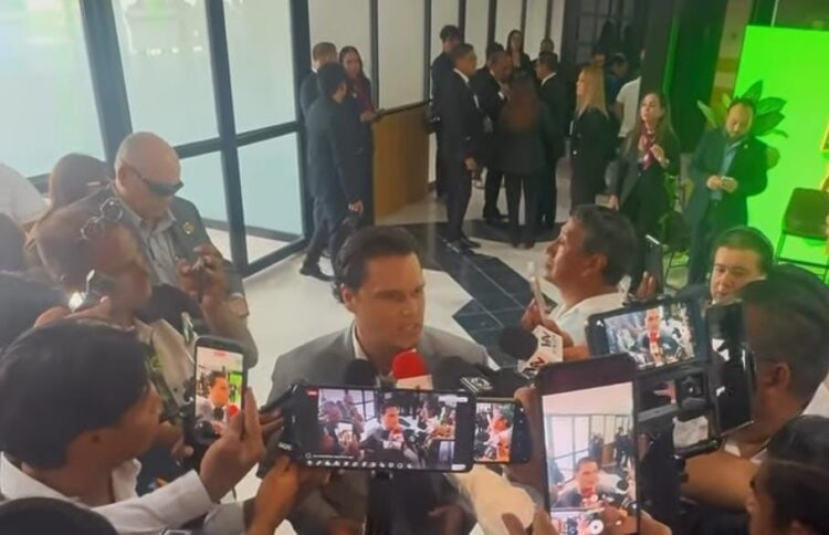 Humberto Prieto respalda limitar doble nacionalidad para ocupar cargos públicos