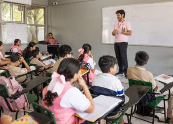 Lleva Sistema DIF Matamoros conferencia “Sobre Aviso No Hay Engaño” del programa “Mis Pies Sobre Nuestras Raíces”
