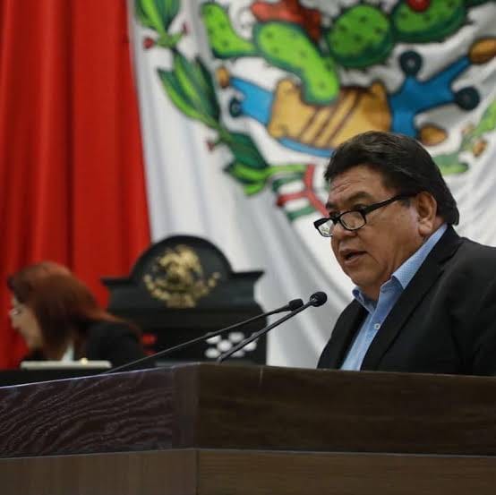 Amplían plazas para formar especialistas; Afirma diputado Alberto Moctezuma