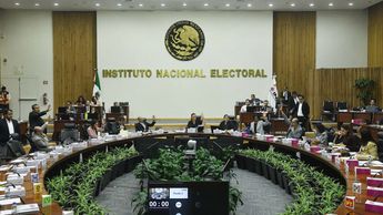 Aprueba INE distribución de tiempo en radio y televisión rumbo a elecciones de 2027