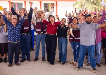 Lleva SEBIEN apoyos sociales a Congregación Caballeros