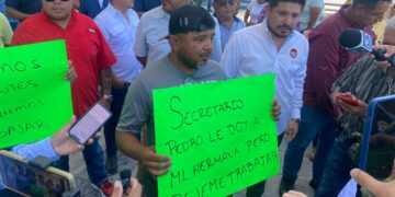 CTM paraliza obra carretera en El Mante; exige empleo para trabajadores locales