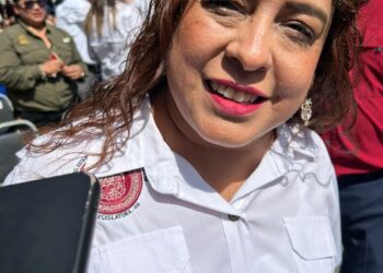 Gabriela Regalado responde a guerra mediática y defiende trabajo en territorio
