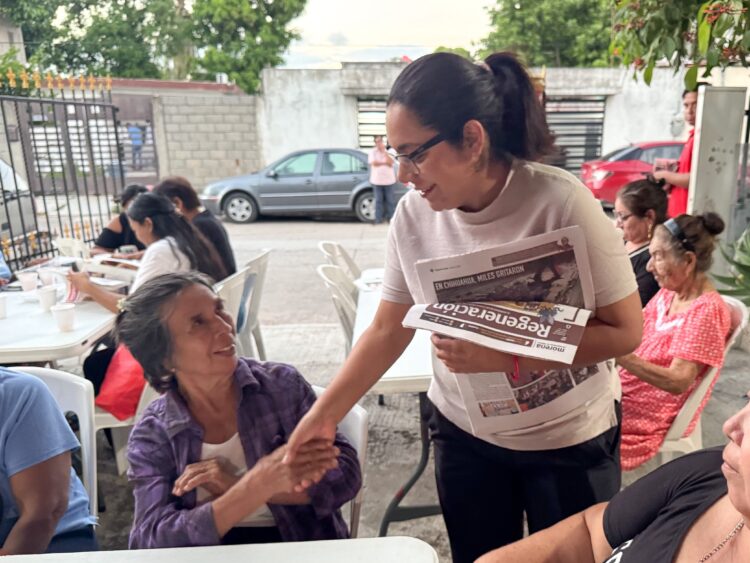 Recorre Lucero Deosdady las colonias y comparte el mensaje de la Transformación