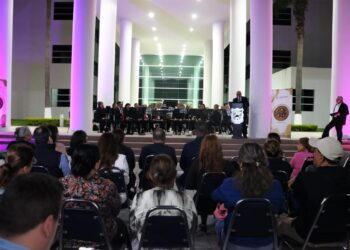 La música toma la plaza principal del Congreso 