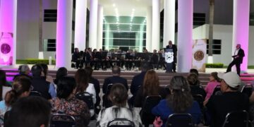 La música toma la plaza principal del Congreso 