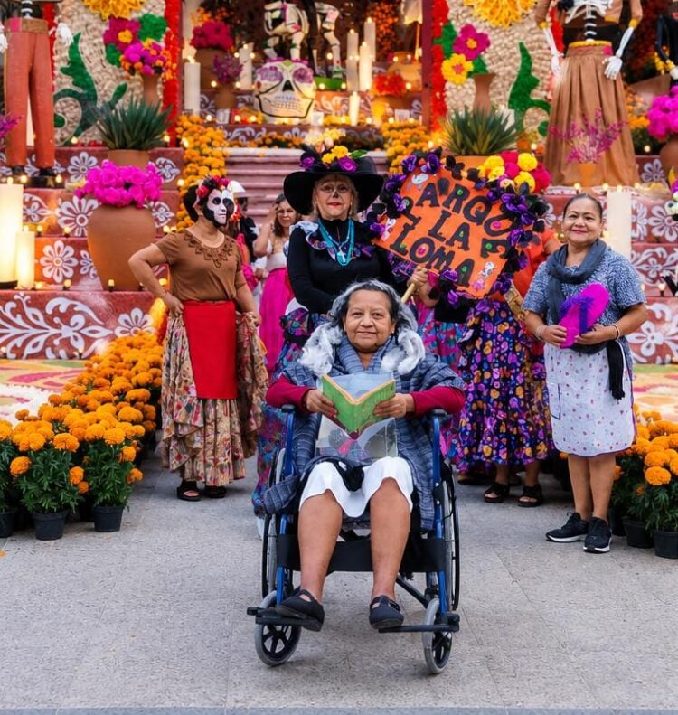Parque La Loma celebra el Día de Muertos con baile y tradición 
