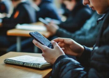 Buscan aprovechar tecnología móvil para mejorar el aprendizaje en preparatorias